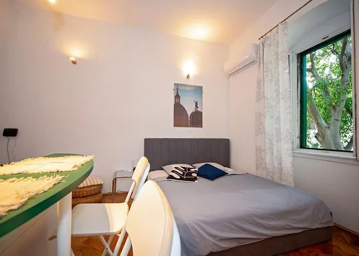 Ora, On The Sea. Apartment Split