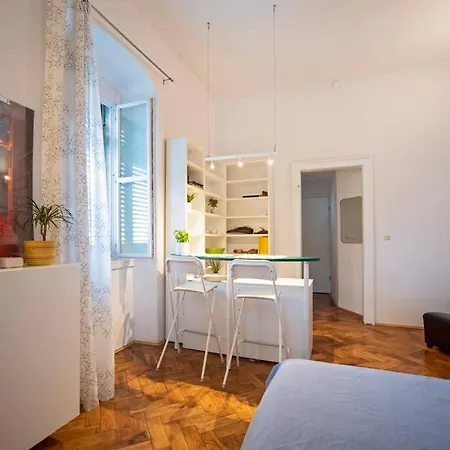 Apartment Ora, On The Sea. Split