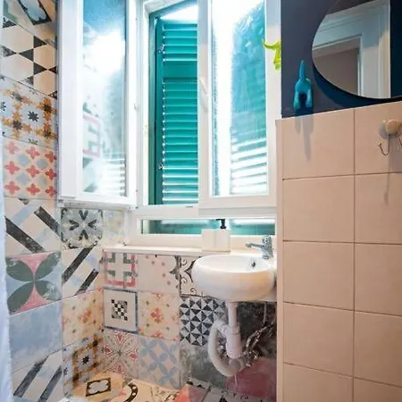 Appartement Ora, On The Sea. Split