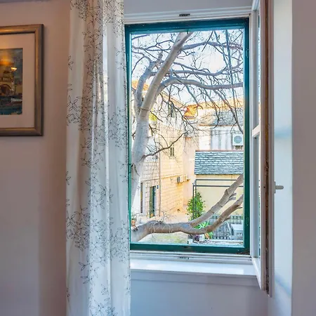 Appartement Ora, On The Sea. Split